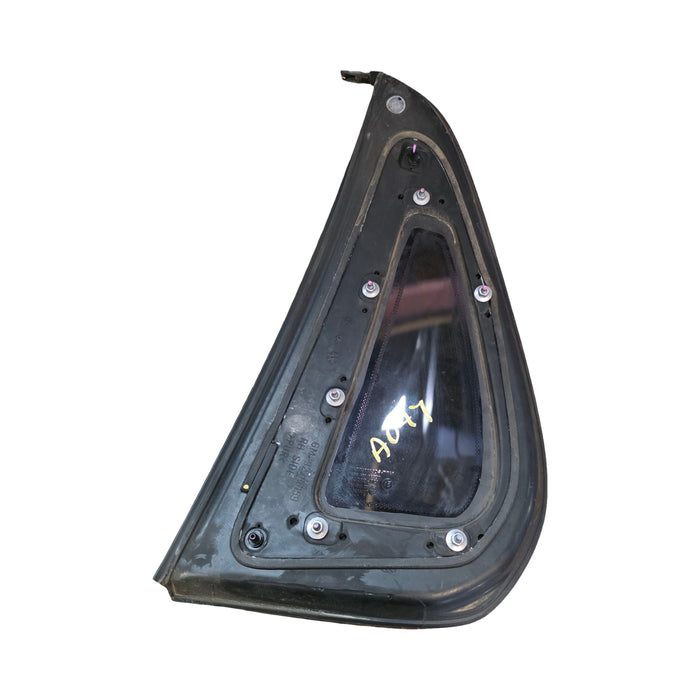 A047 - VE/VF HOLDEN MALOO UTILITY - QUATER WINDOW GLASS - DRIVER'S SIDE