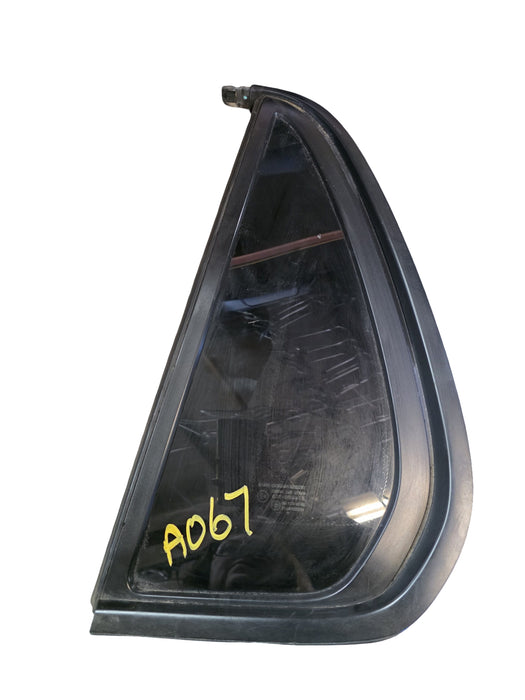 A067 - VE/VF HOLDEN COMMODORE UTILITY - QUATER WINDOW GLASS - PASSENGER'S SIDE