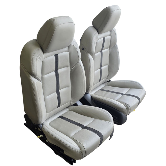 VF001 - VF Holden Calais V Sedan - IVORY Perforated Leather front Seats (pair)