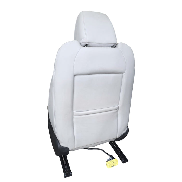 VF001 - VF Holden Calais V Sedan - IVORY Perforated Leather front Seats (pair)