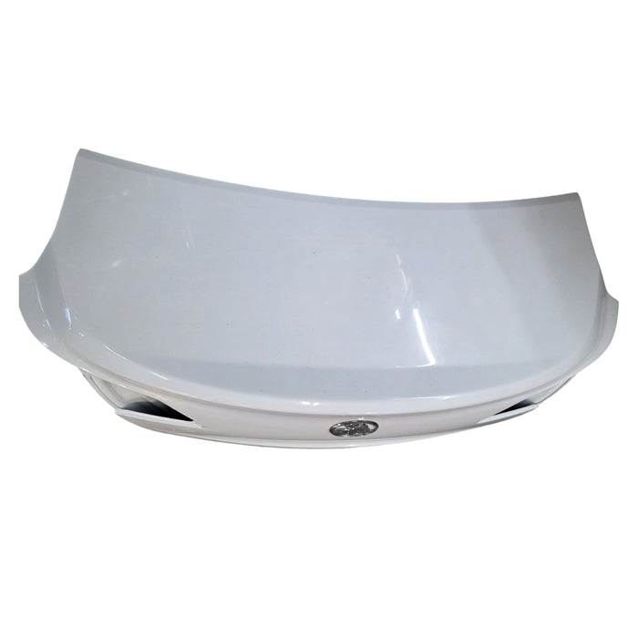 VF001 - VF Holden Calais V Sedan - Bootlid with Holden Badge Heron White #679F