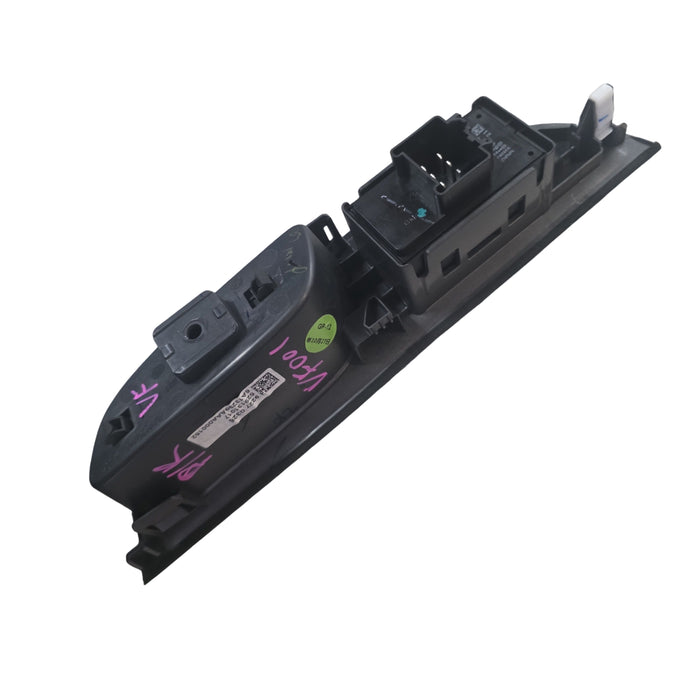 VF001 - VF Holden Calais V Sedan - Passenger Rear Window Switch - Silver