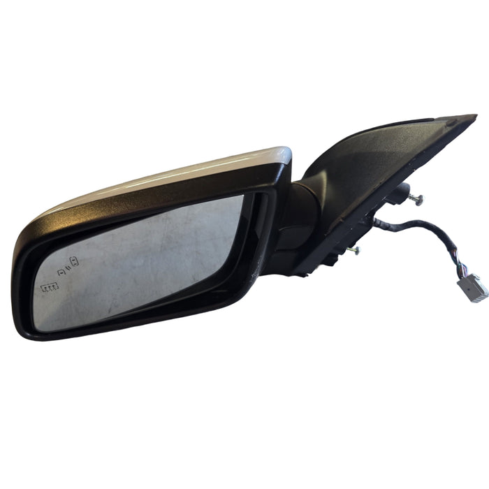 VF001 - VF Holden Calais V Sedan - Passenger Side Mirror Heron White #679F