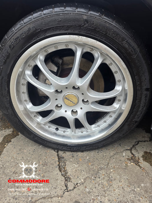 A293 - VX / Holden Berlina V6 LN3 Ecotec M30, Auto 211,XXXkms Paint Code #k025 Phantom Black