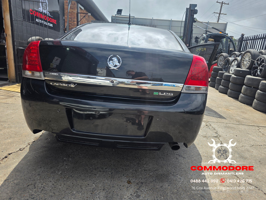 A295 - WN Holden Statesman V6 LWR Gas Motor MYA, Auto 136,XXXkms Paint Code #790F Phantom Black