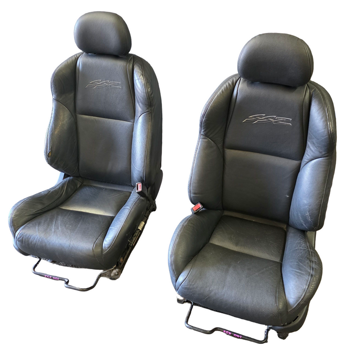 SSZ001 - VZ SS Holden Commodore Utility - SSZ Leather Front Seat (PAIR) - TRIM #81i