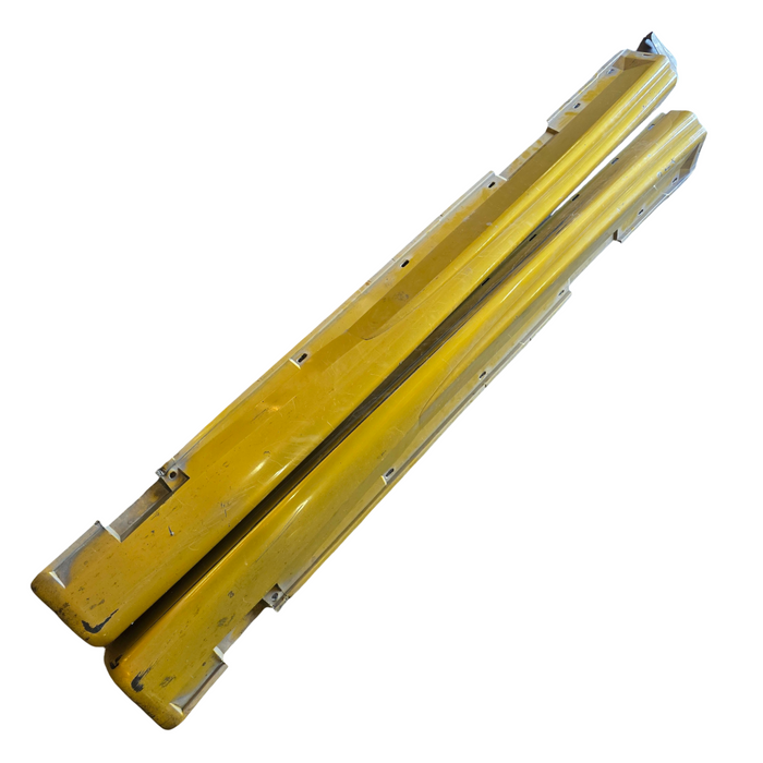 JM001 - VX SS Holden Commodore SEDAN - Sideskirt (PAIR) - HYPER YELLOW #524G
