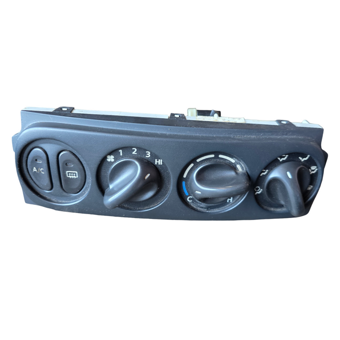 JM001 - VT/VX Holden Commodore - Climate Control Panel
