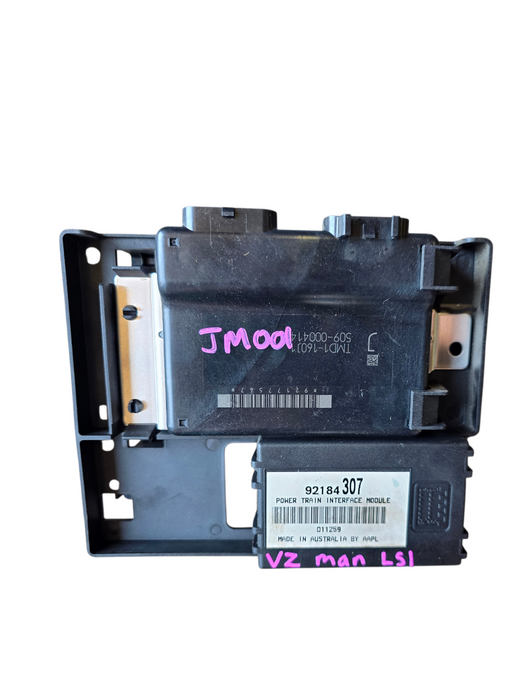 JM001 - VZ Holden Commodore MANUAL LS1- Body Control Module 588 MID / Fob & Powertrain Interface Module (S/N: 92184307)
