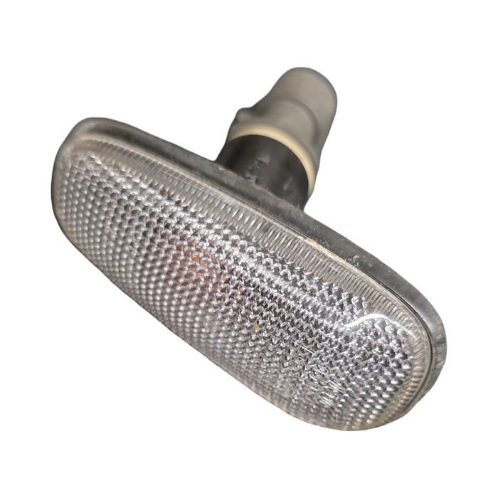 JM001 - VY/VZ Holden Commodore - Guard Blinker - CLEAR genuine