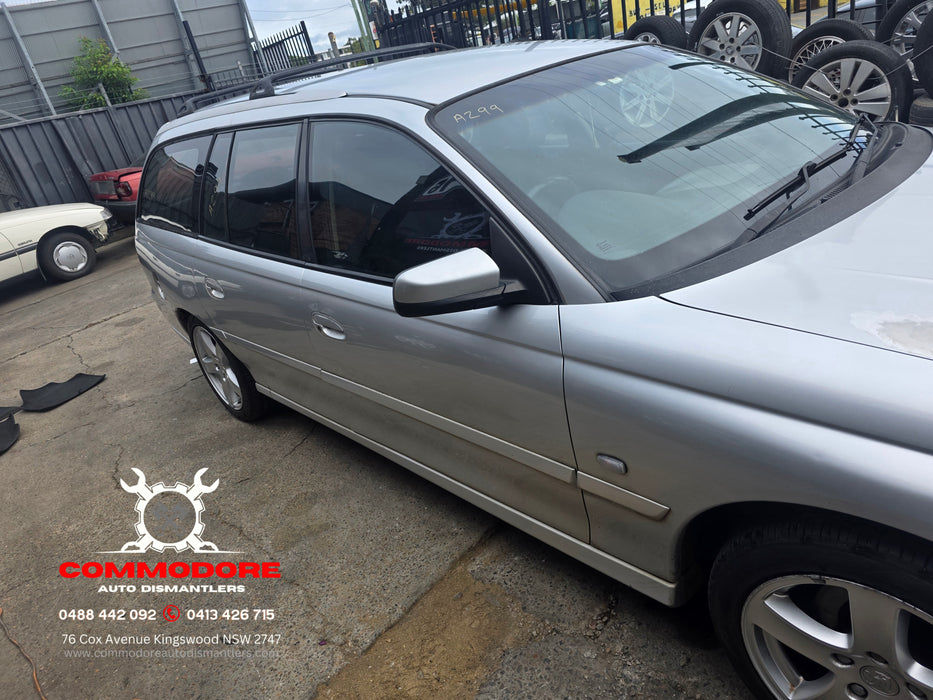 A299 - VZ Holden Equipe V6 LEO Ecotec M30, Auto 198,XXXkms Paint Code #636R Nitrate Silver