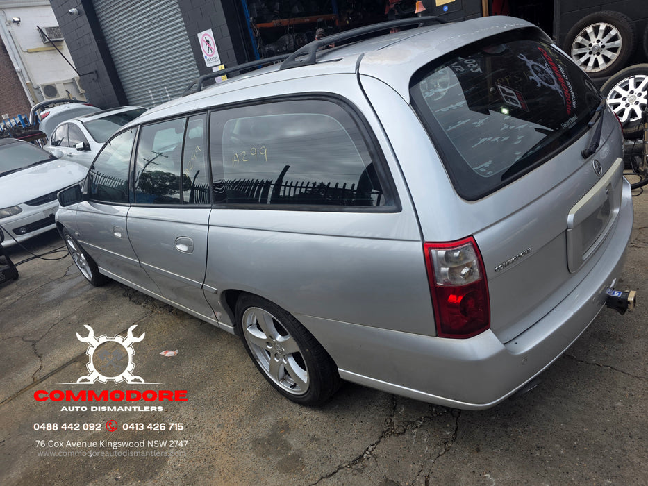 A299 - VZ Holden Equipe V6 LEO Ecotec M30, Auto 198,XXXkms Paint Code #636R Nitrate Silver