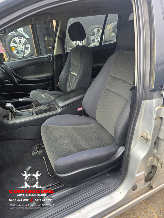 A299 - VZ Holden Equipe V6 LEO Ecotec M30, Auto 198,XXXkms Paint Code #636R Nitrate Silver