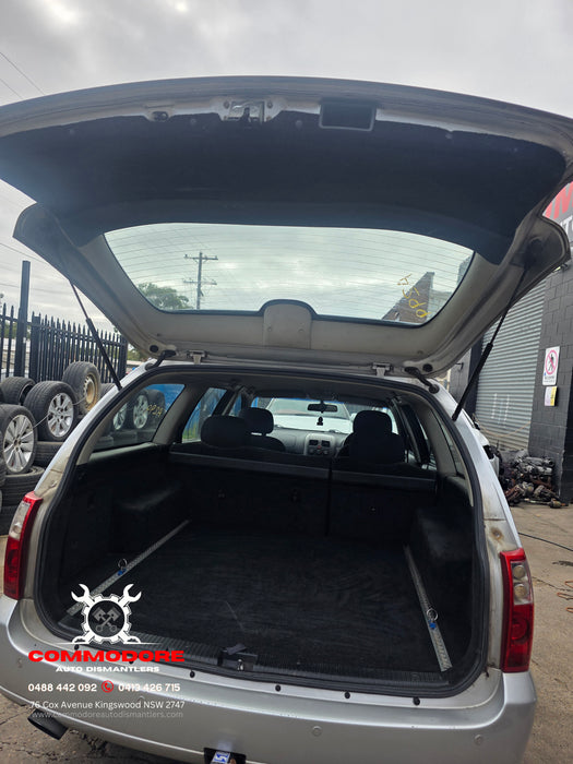 A299 - VZ Holden Equipe V6 LEO Ecotec M30, Auto 198,XXXkms Paint Code #636R Nitrate Silver