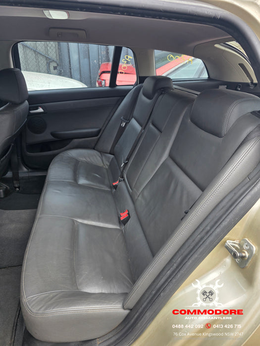 A300 - VE / Holden Wagon V7 LY7 M30, Auto 411,992kms Paint Code #385n Sandstorm Mica