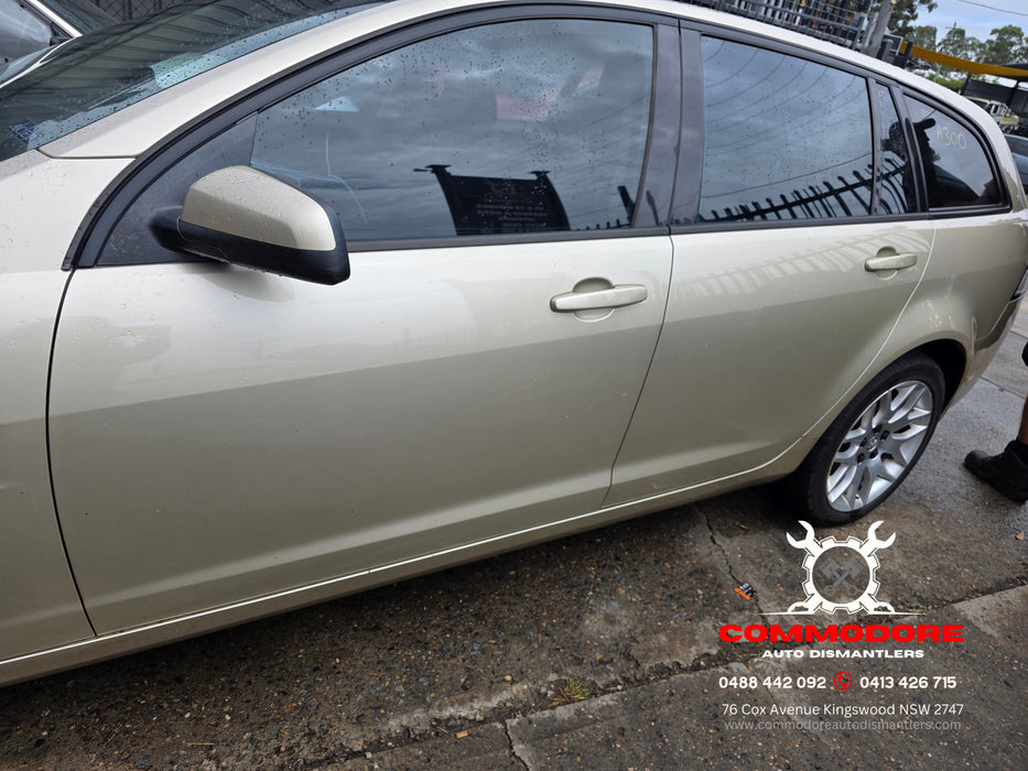 A300 - VE / Holden Wagon V7 LY7 M30, Auto 411,992kms Paint Code #385n Sandstorm Mica