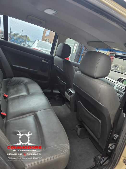 A300 - VE / Holden Wagon V7 LY7 M30, Auto 411,992kms Paint Code #385n Sandstorm Mica