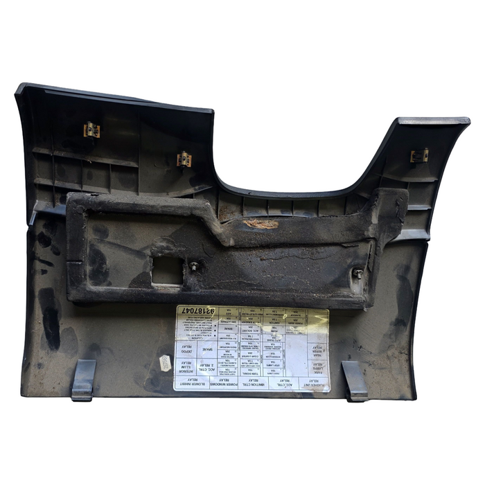 A253 - VZ Holden Crewman - Lower Dash Fuse Panel - TRIM #81i