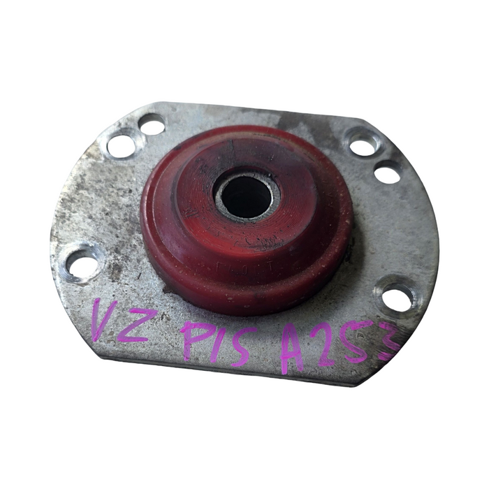 A253 - VT / VX / VU / VY / VZ Holden Commodore / Crewman - Z-Bar Bush (L/H - R/H Compatible)