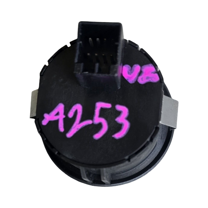 A253 - VZ Holden Crewman - Mode Switch Tempest Grey