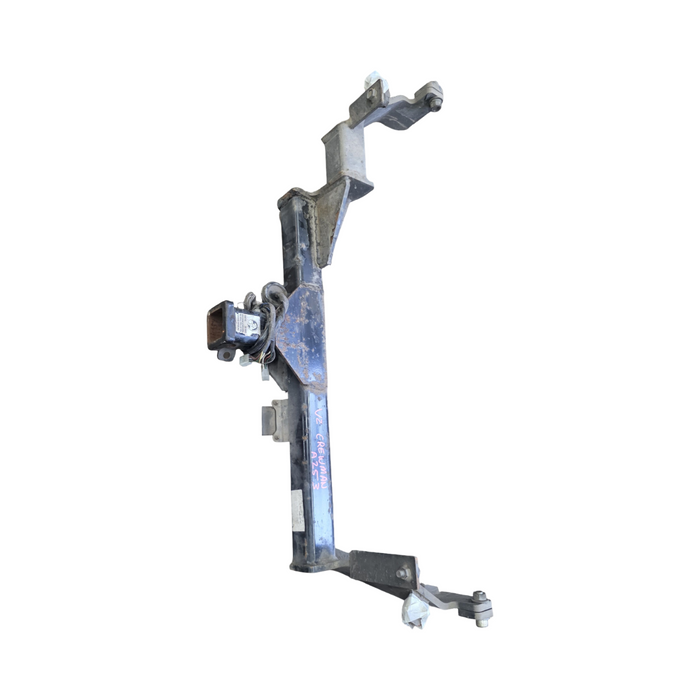 A253 - VZ Holden Crewman - Tow Bar with Harness