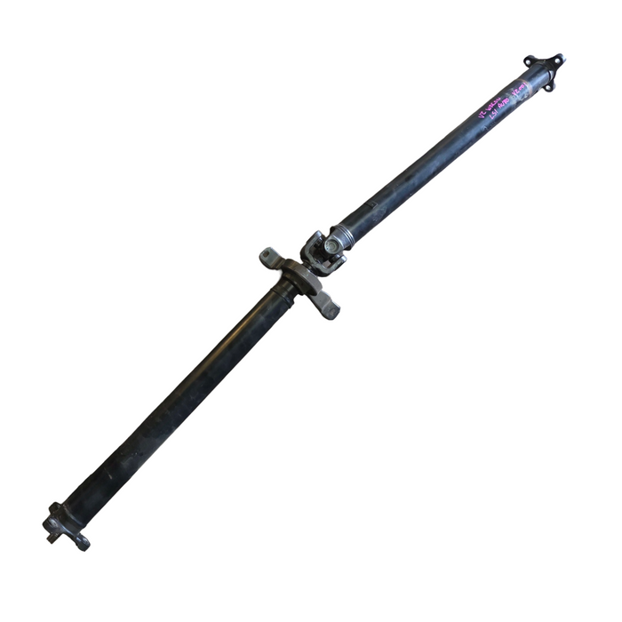 vz001 - VZ Holden Commodore / Berlina Wagon - V8 LS1 Auto Tailshaft