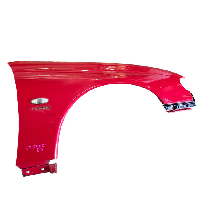 VXSS001 - VX SS HOLDEN COMMODORE - Drivers Front Guard w/ Guard Blinker - STING RED #687F