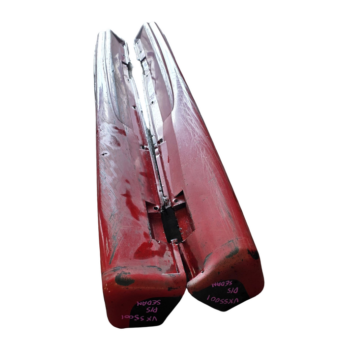 VXSS001 - VX SS HOLDEN COMMODORE SEDAN - Sideskirt (PAIR) - STING RED #687F