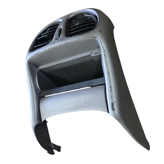 VXSS001 - VX SS HOLDEN COMMODORE - Rear Centre Console w/ Air Vents - SS SILVER