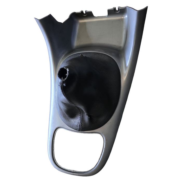 VXSS001 - VX SS HOLDEN COMMODORE - Manual Shifter Surround Trim - SS SILVER