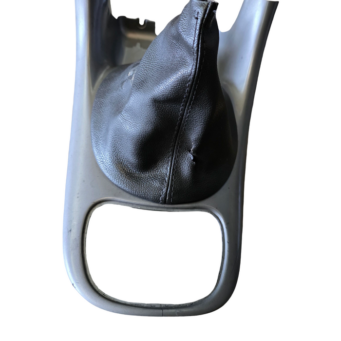 VXSS001 - VX SS HOLDEN COMMODORE - Manual Shifter Surround Trim - SS SILVER