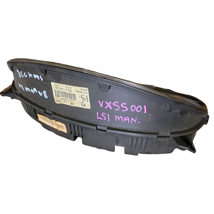 VXSS001 - VX SS HOLDEN COMMODORE - LS1 V8 Cluster MANUAL - 300, XXXkms - P/N: #92108685