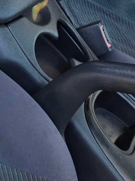 A301 - VT HOLDEN COMMODORE - Centre Console Trim / Shifter Surround - MANUAL TRIM #17i