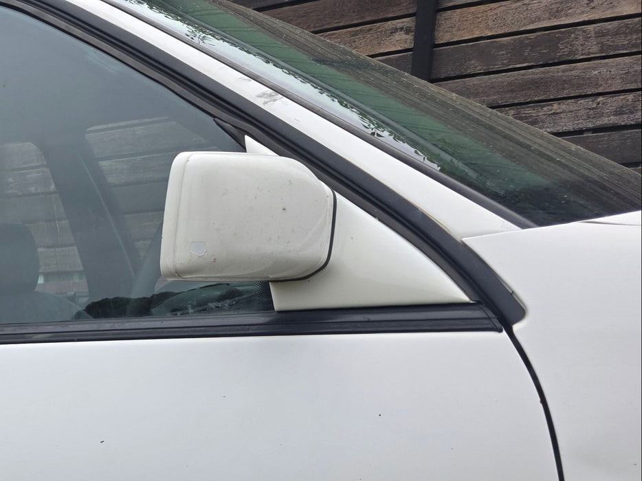 A305 - VR Holden Commodore SEDAN - Driver's Side Mirror (POWERED) - ALASKAN WHITE #J064
