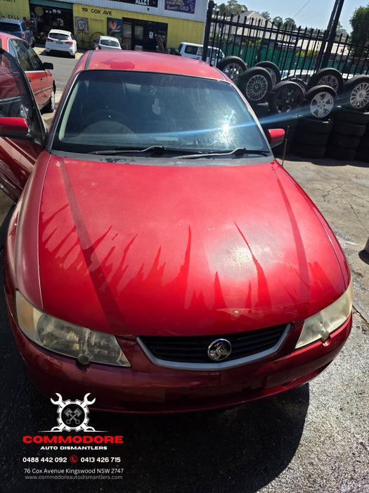 A302 - VY Holden Commodore Sedan - Front Windscreen Glass