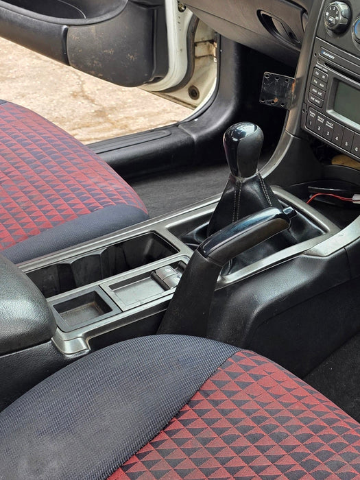 A303 - VZ Holden ONE TONNER Utility - Manual Centre Console Trim - TRIM #81i