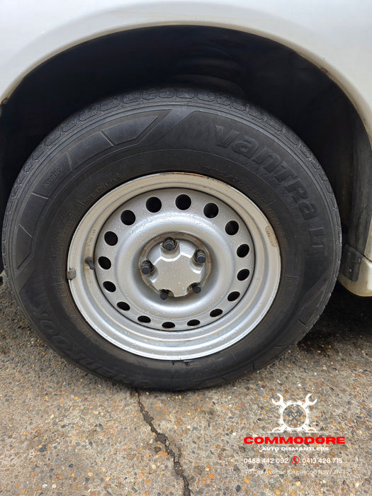 A303 - VZ Holden ONE TONNER Utility - 7"JJ Wheels 15" (Set of 5) with Centre Caps 225/70R15C