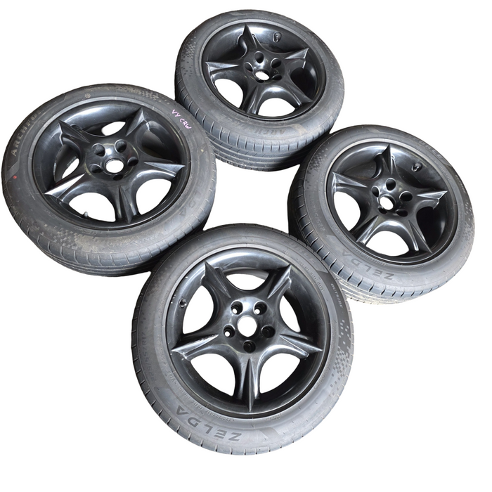 vycrew - VT HSV Holden Clubsport - Wheels 17" Black with Tyres 225/55Z R17 101W
