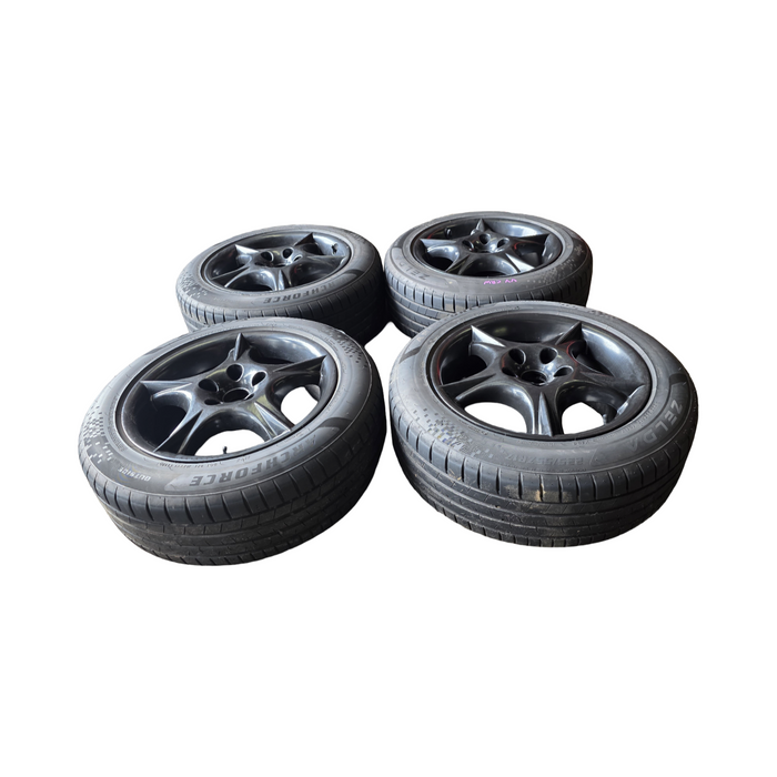 vycrew - VT HSV Holden Clubsport - Wheels 17" Black with Tyres 225/55Z R17 101W