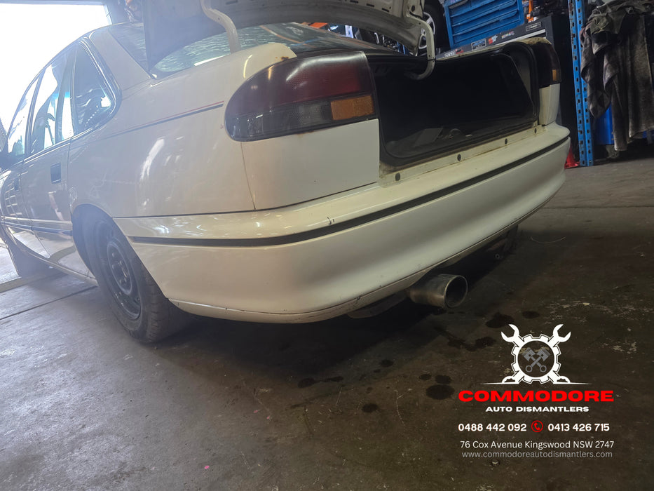 A306 - VR Holden Commodore Sedan (1994) - Taillight Passenger's Side GENUINE