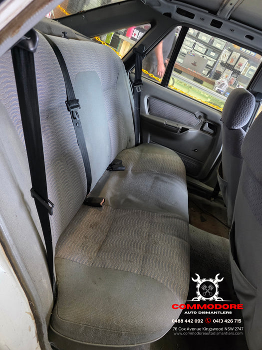 A306 - VR Holden Commodore Sedan - Rear Centre Seatbelt & Buckle - BLACK