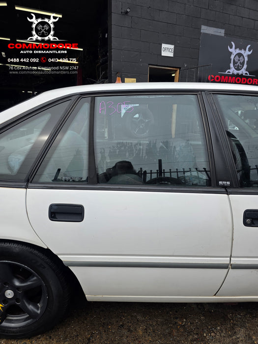 A305 - VR Holden Commodore SEDAN - Side Sill Strips / Rubbers (PAIR)