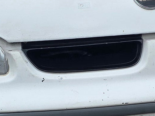 A305 - VR Holden Commodore SEDAN - Front Grille Driver's Side - BLACK