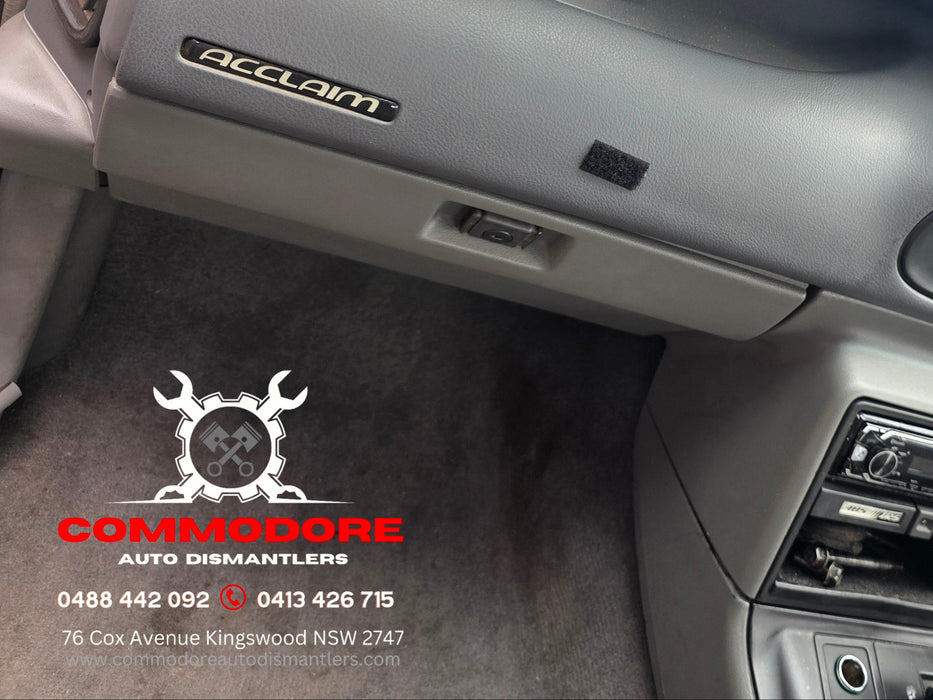 A305 - VR Holden Commodore SEDAN - Glovebox - TRIM #14i