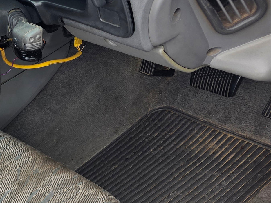 A305 - VR Holden Commodore SEDAN - Accelerator Pedal V6 AUTO