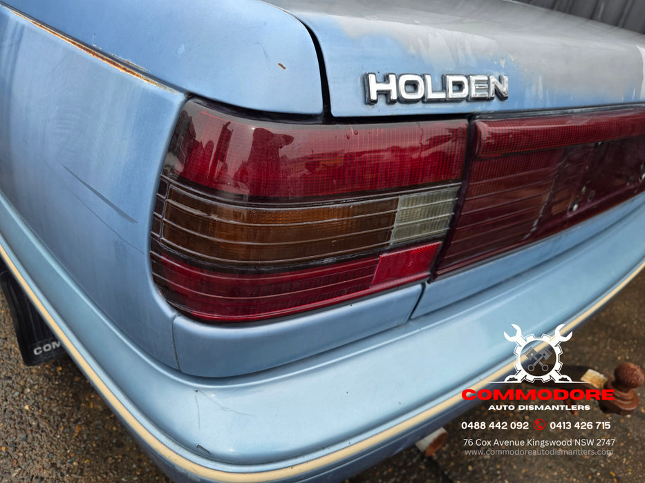 A308 - VP Holden Commodore Sedan V6, Auto 282,XXXkms Paint Code #2B704 Sapphire Blue