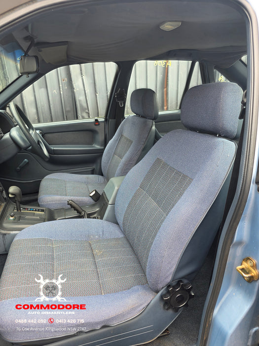 A308 - VP Holden Commodore Sedan V6, Auto 282,XXXkms Paint Code #2B704 Sapphire Blue