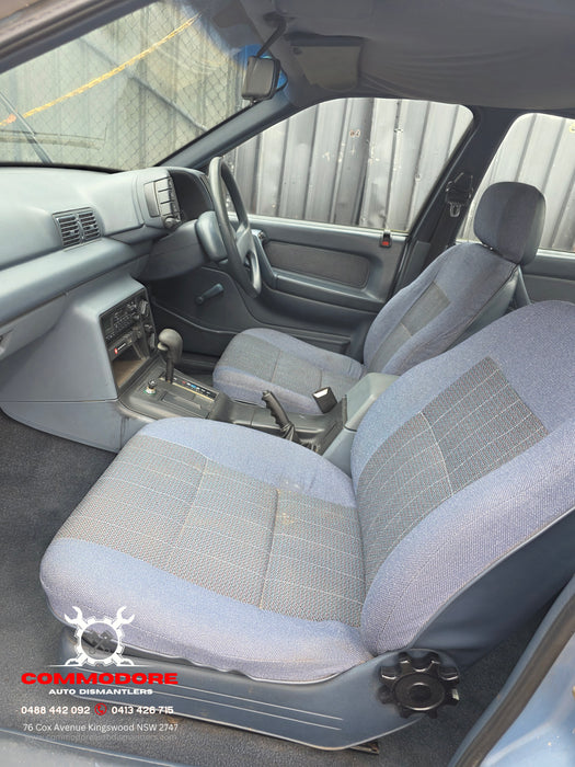 A308 - VP Holden Commodore Sedan V6, Auto 282,XXXkms Paint Code #2B704 Sapphire Blue