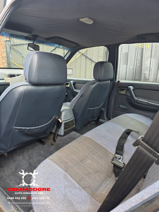 A308 - VP Holden Commodore Sedan V6, Auto 282,XXXkms Paint Code #2B704 Sapphire Blue