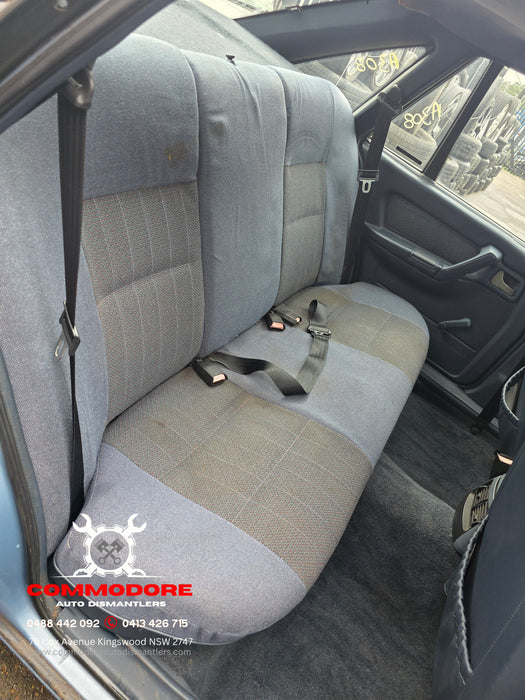 A308 - VP Holden Commodore Sedan V6, Auto 282,XXXkms Paint Code #2B704 Sapphire Blue